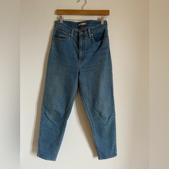 high waisted Levi’s jeans 29 Wedgie - Picture 2 of 6